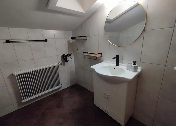 Carina's * אובשטייג