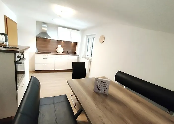 Carina's * אובשטייג