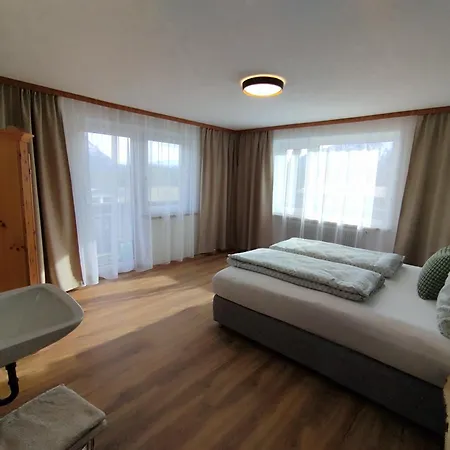 Apartment Carina's *